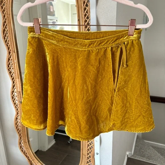 Free People / Dance the Night Away Mustard Velvet Skort - Picture 3 of 6